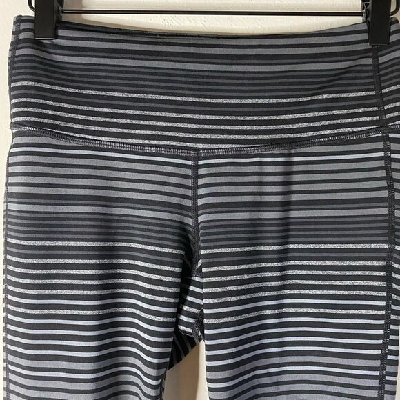 Athleta Colorblock Striped Chaturanga Tights Size S - Picture 3 of 6
